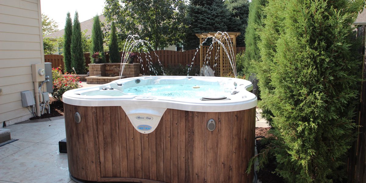 hot-tub-bg